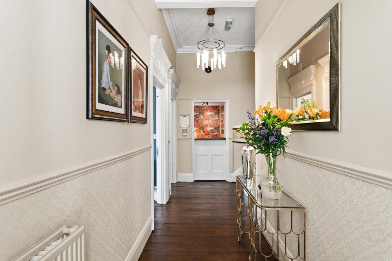 The Torcroft Bed & Breakfast Torquay Exterior photo